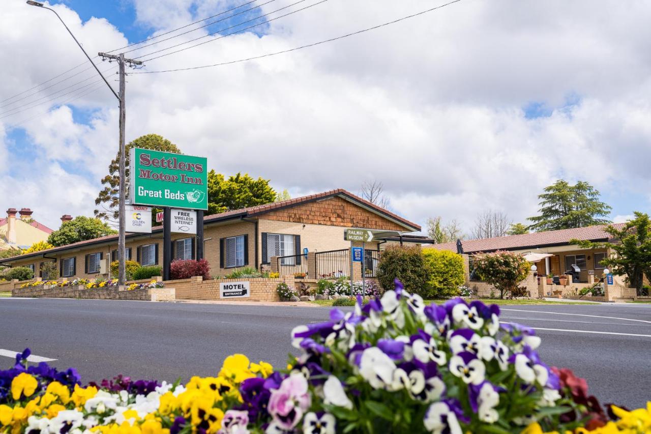 Settlers Motor Inn Тентерфилд Экстерьер фото