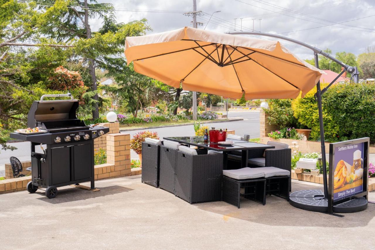 Settlers Motor Inn Тентерфилд Экстерьер фото