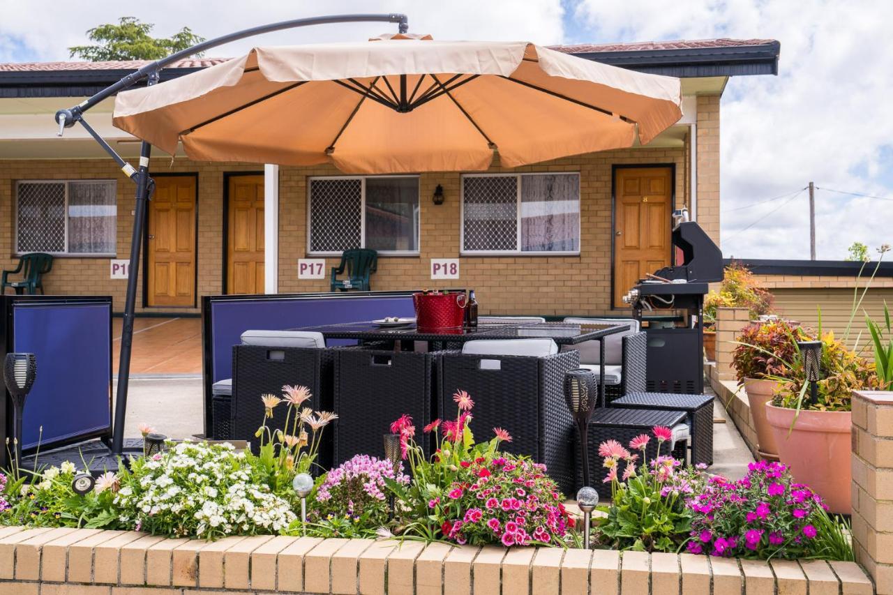 Settlers Motor Inn Тентерфилд Экстерьер фото